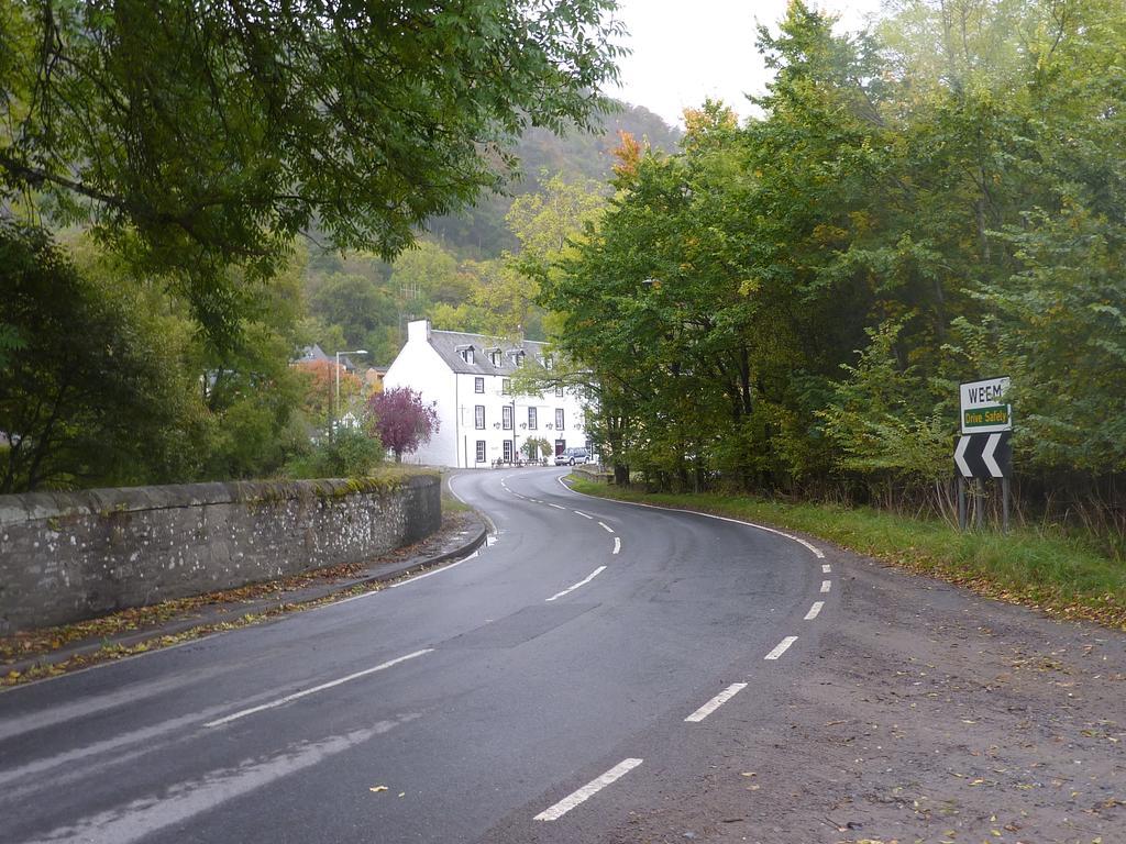 The Weem Inn Aberfeldy Exterior foto